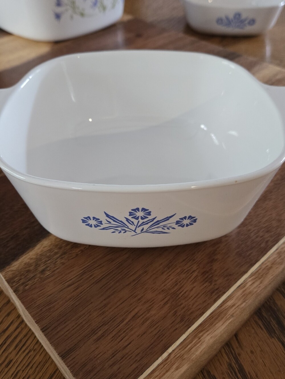 Corning Ware 1½ quart square casserole in the Blue Cornflower